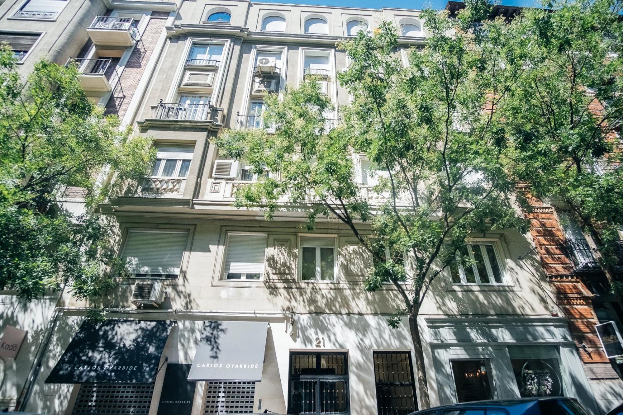 220кв.м. 4 спалень, 3 окремих ванних Квартира в Саламанка Мадрид Екстер'єр фото